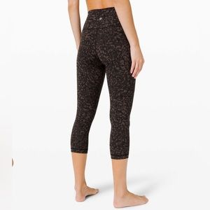 Lululemon Wunder Train High-Rise Crop 21” WLTE (Wild Thing Camo Brown)
